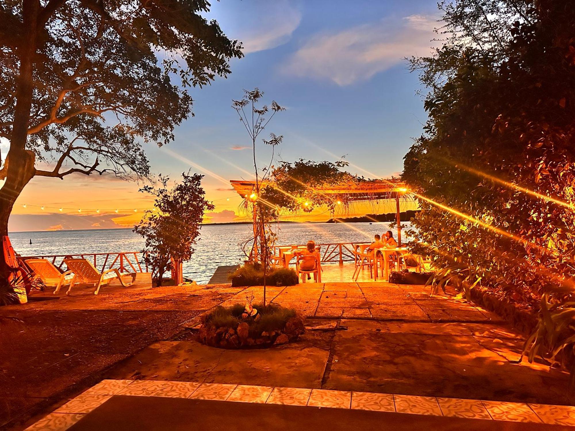 Orika Del Mar Hotel Isla Grande  Esterno foto